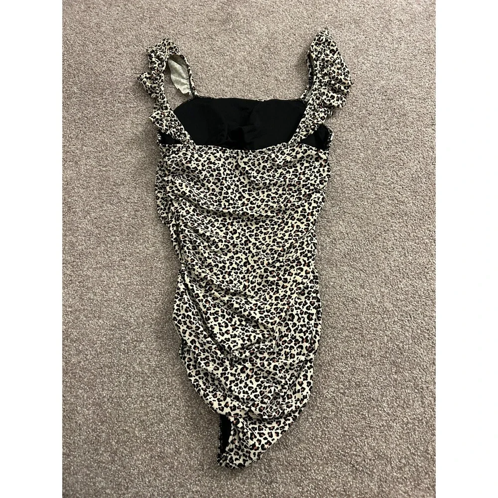 Pink Desert One Piece Swimsuit Womens M Leopard Print Ruched Ruffle Excellent